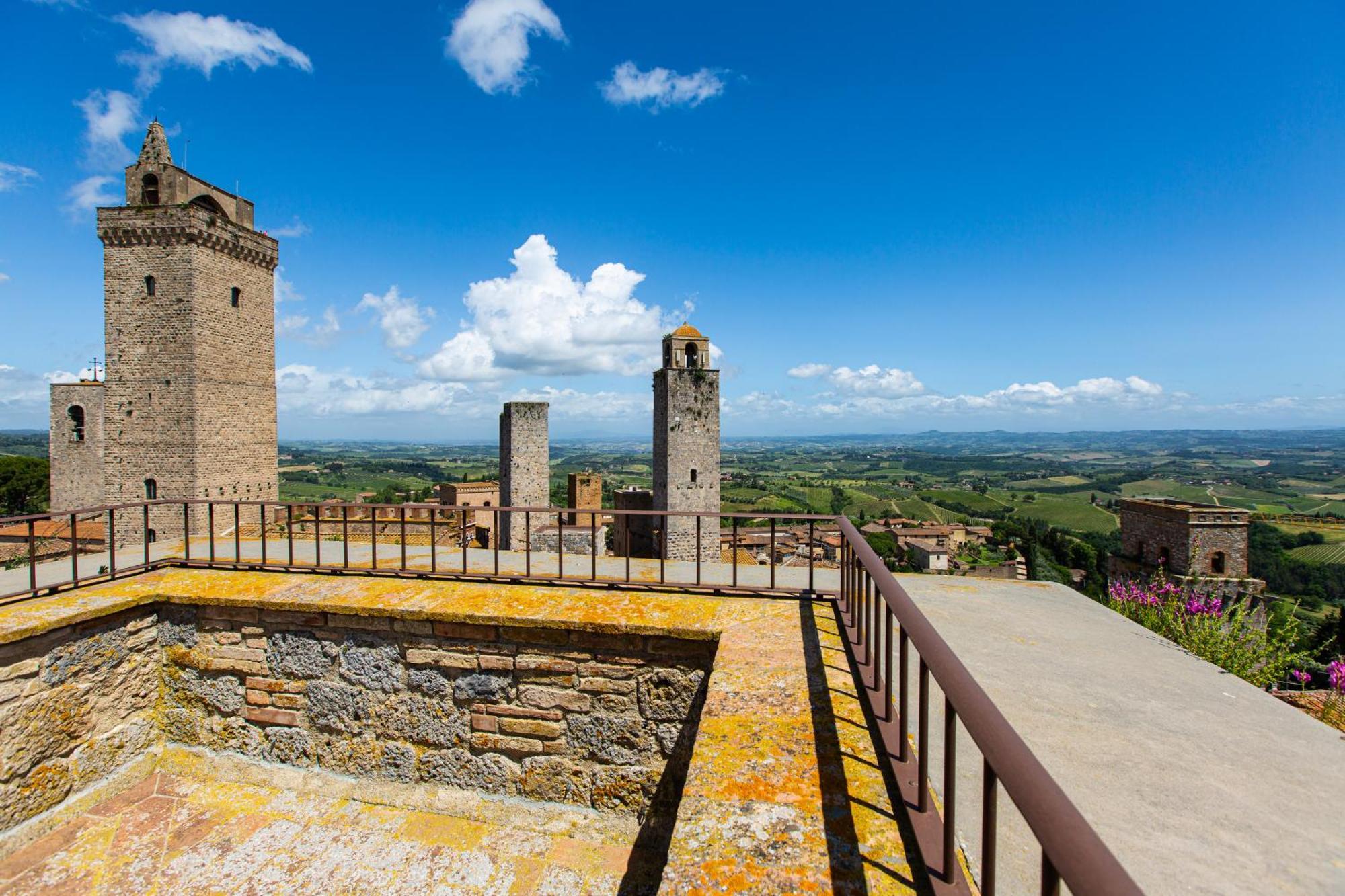 Апартаменти The Artists' Tower - Amazing View From The Tower Сан-Джиміньяно Екстер'єр фото