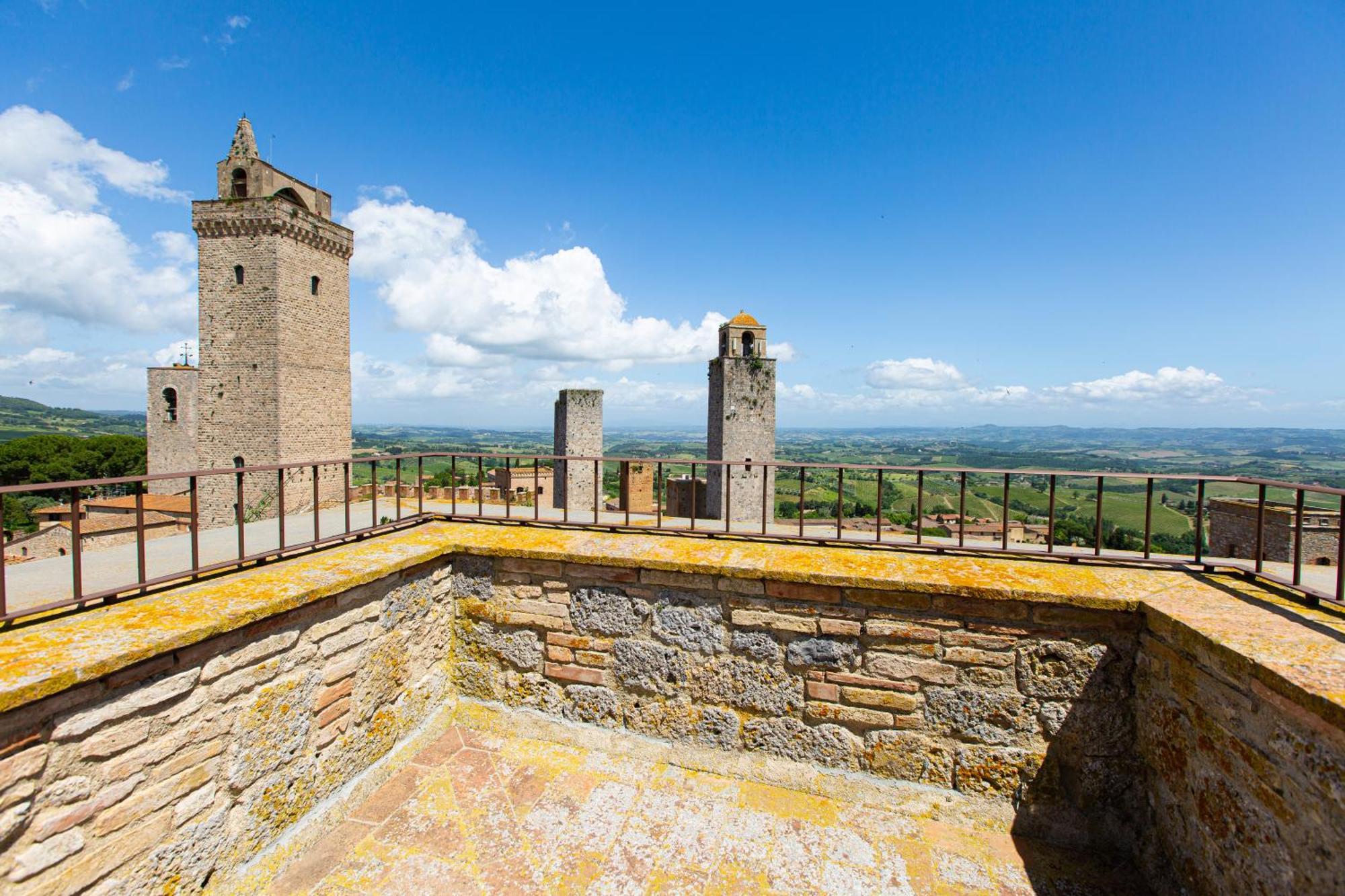 Апартаменти The Artists' Tower - Amazing View From The Tower Сан-Джиміньяно Екстер'єр фото
