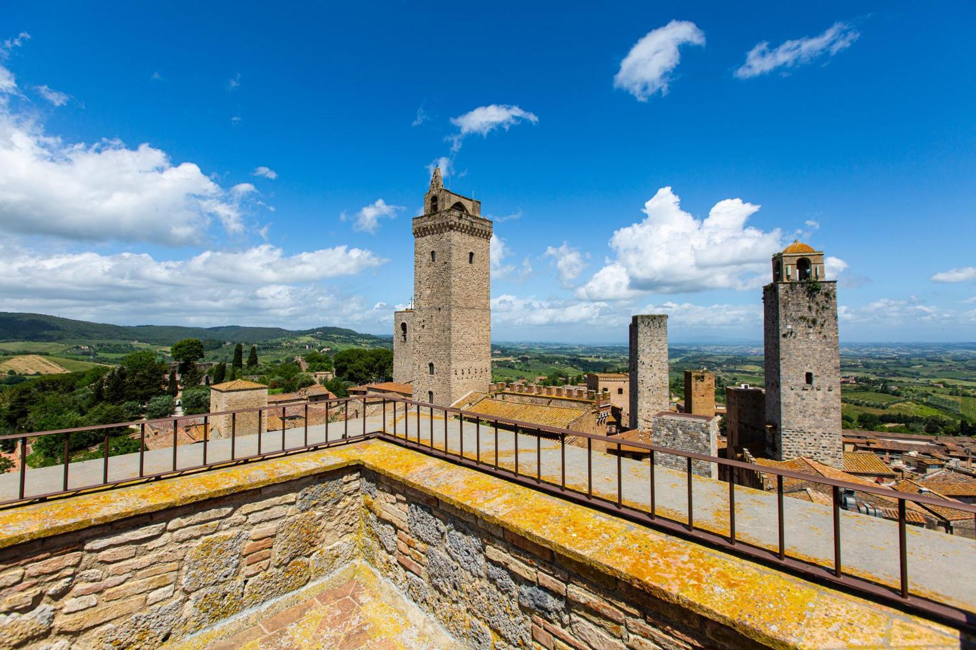 Апартаменти The Artists' Tower - Amazing View From The Tower Сан-Джиміньяно Екстер'єр фото